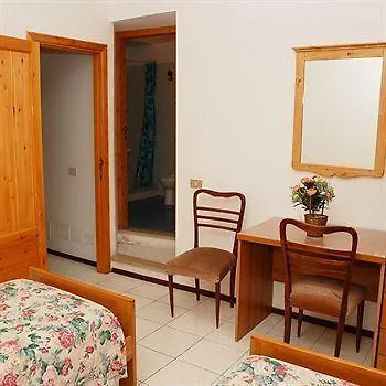 Casa Vittorio 3* 利帕里